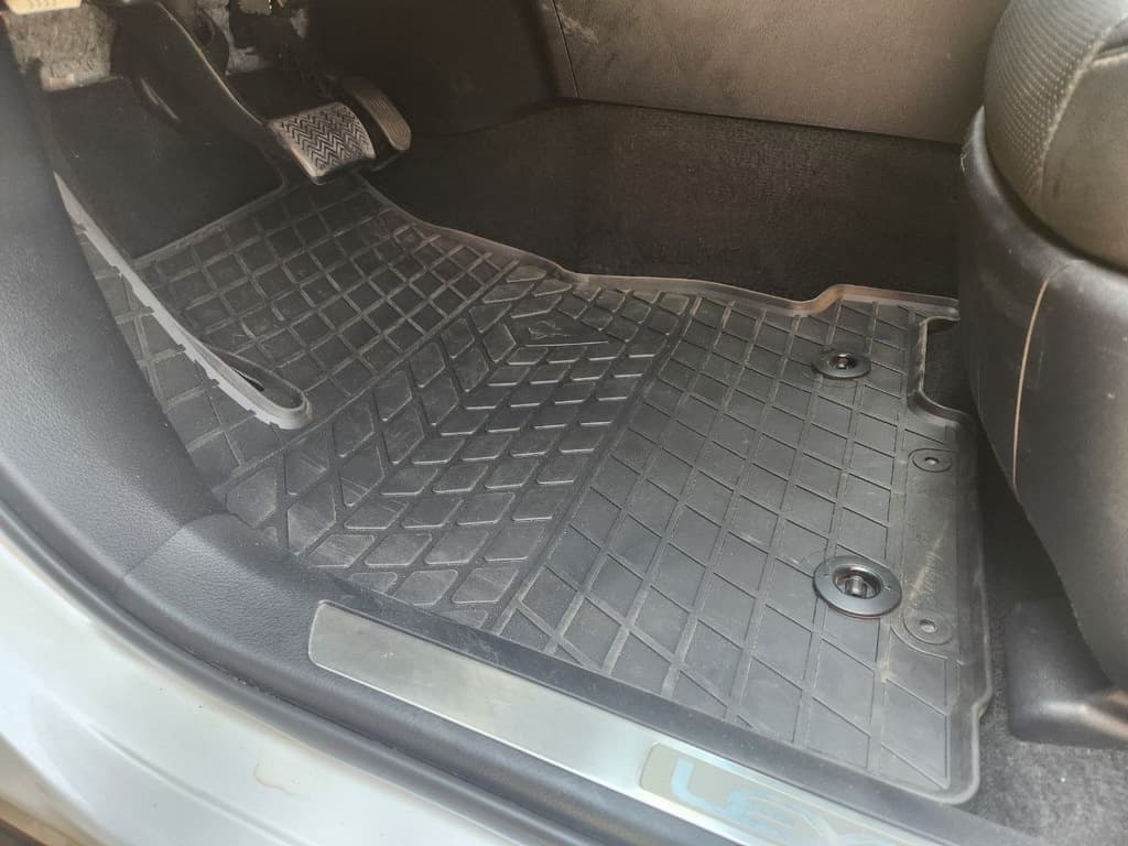 Гумові килимки (4 шт, Stingray Premium)