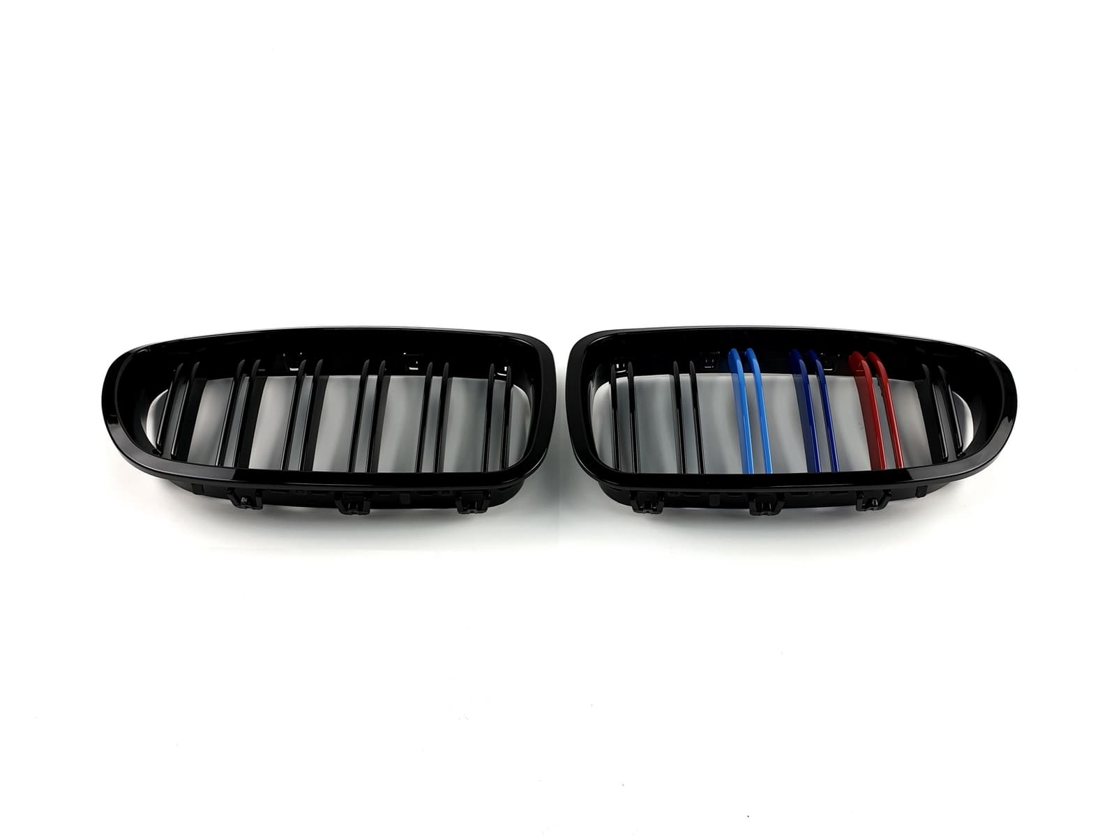 Ніздрі M-color (Подвійні M-Look) на BMW 5 Series F10 / F11 2010-2017 року 2