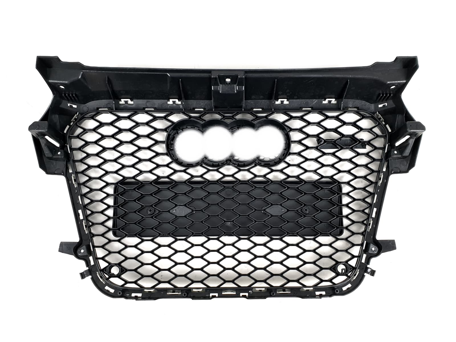 Решітка радіатора Full Black (в стилі RS1) на Audi A1 8X 2010-2014 року 3