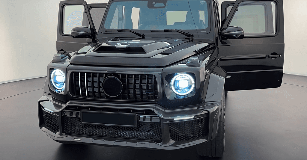Рамка решітка радіатора Carbon V1