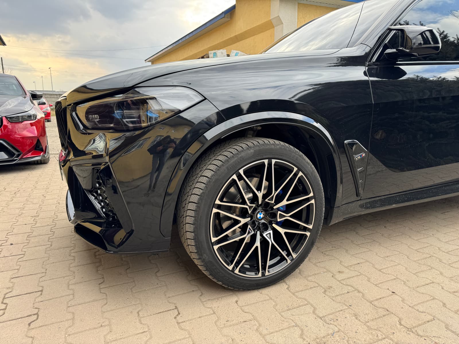 R21 Chrome Black (різноширокі) Диски на BMW X5 G05 2018-2022 року 6