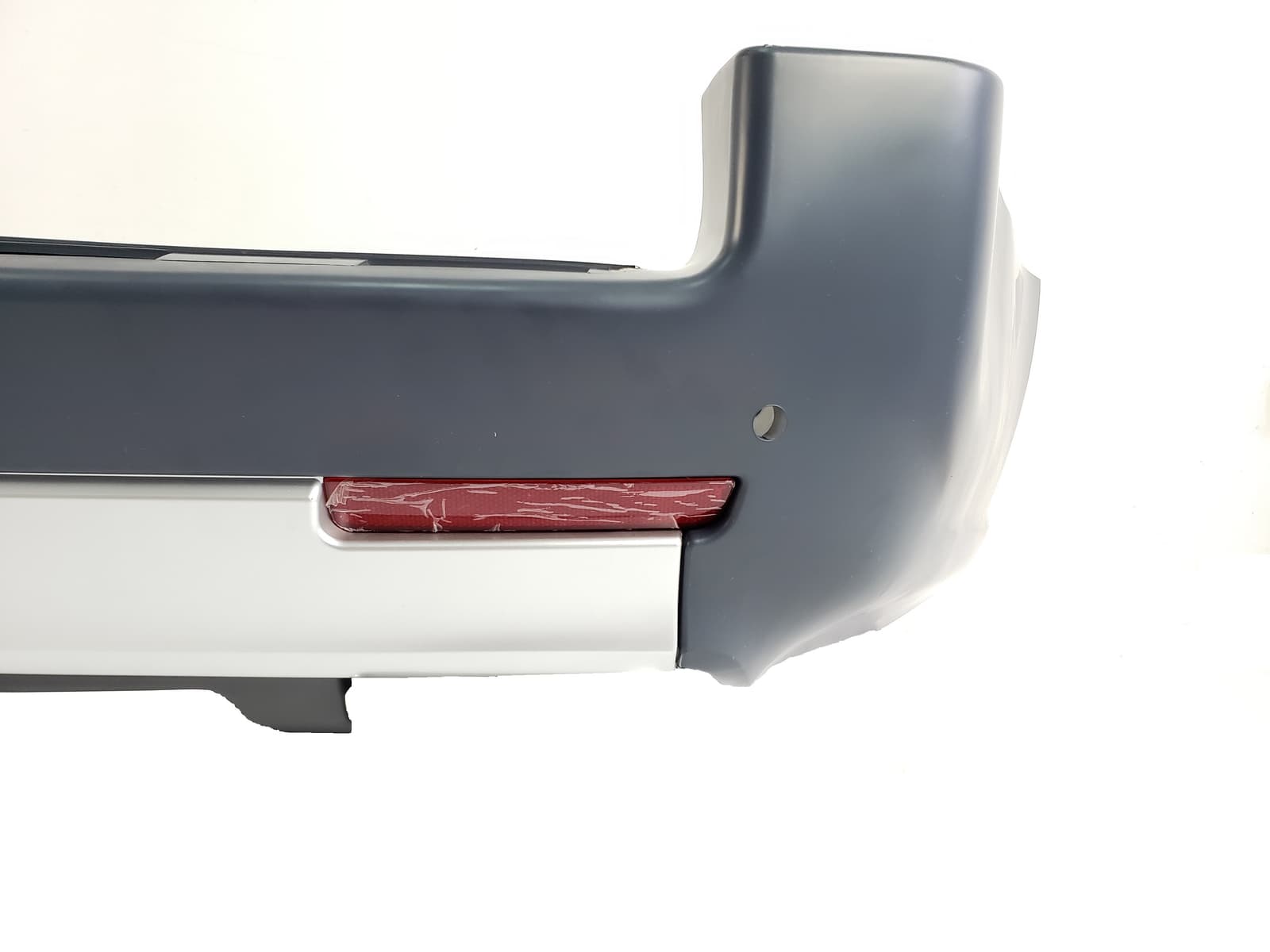 Задній бампер (стиль Autobiography) на Land Rover Range Rover Vogue L322 2005-2010 року 4
