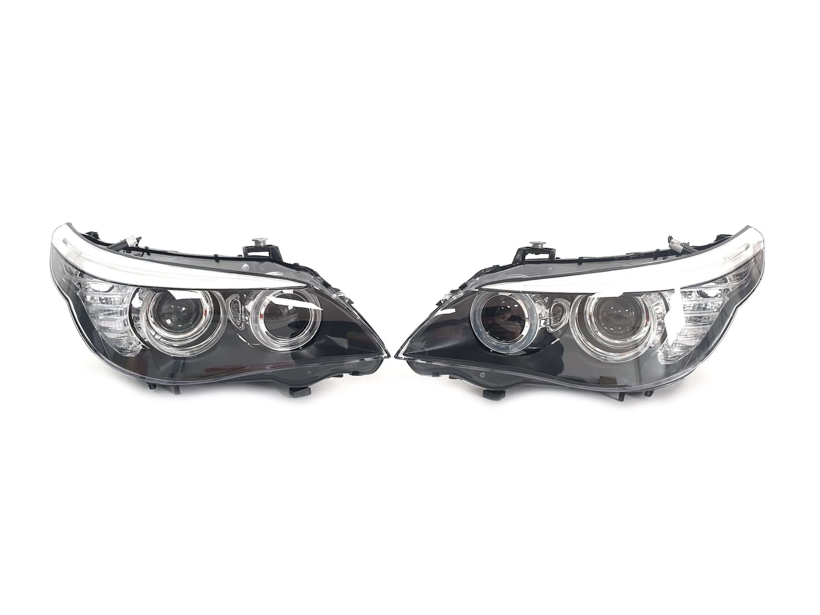 Передні фари Bi-Xenon (без блоків) на BMW 5 Series E60 / E61 2003-2010 року