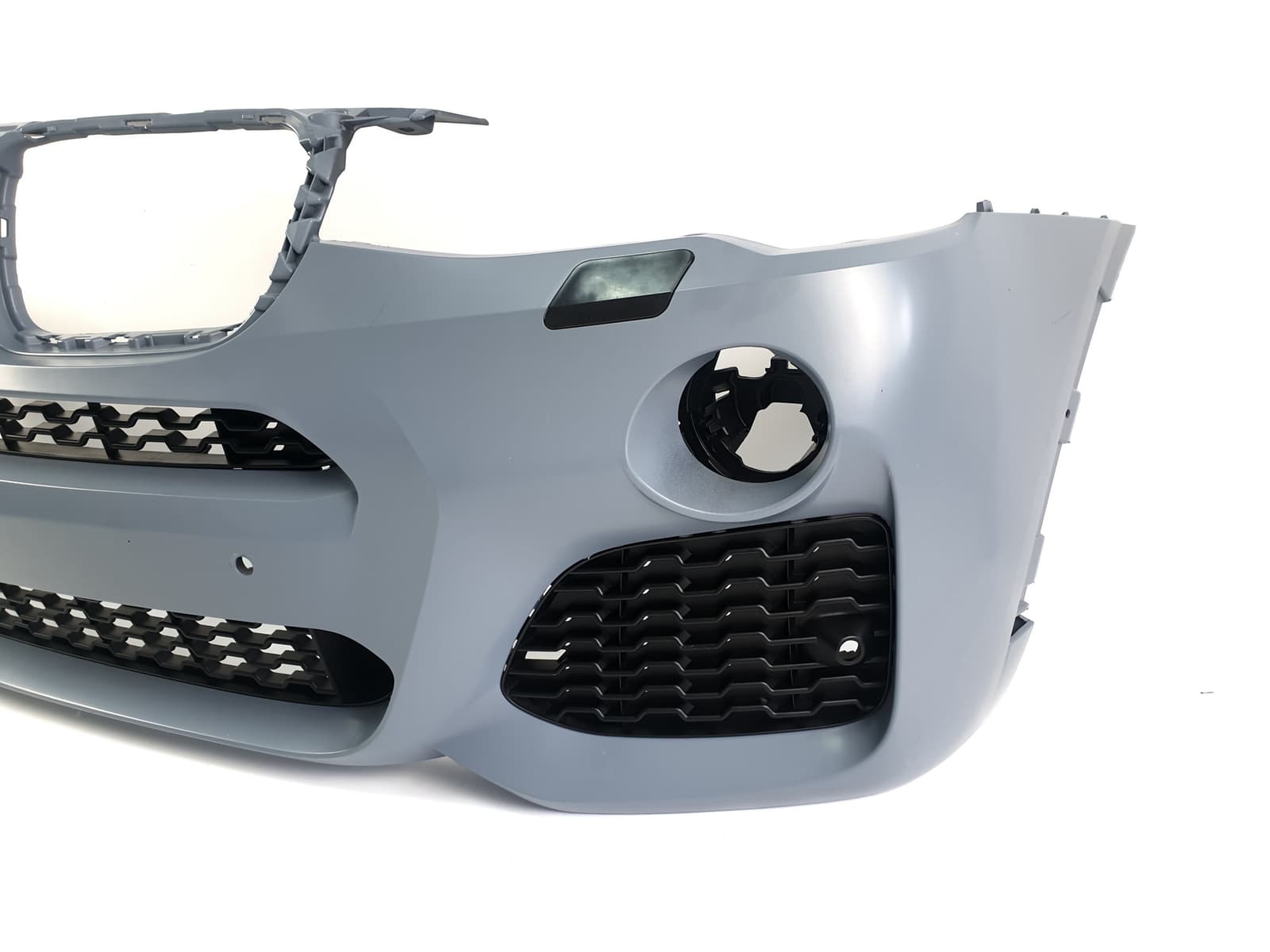 Комплект обвісів (стиль M-Paket) на BMW X3 F25 2014-2017 року 4