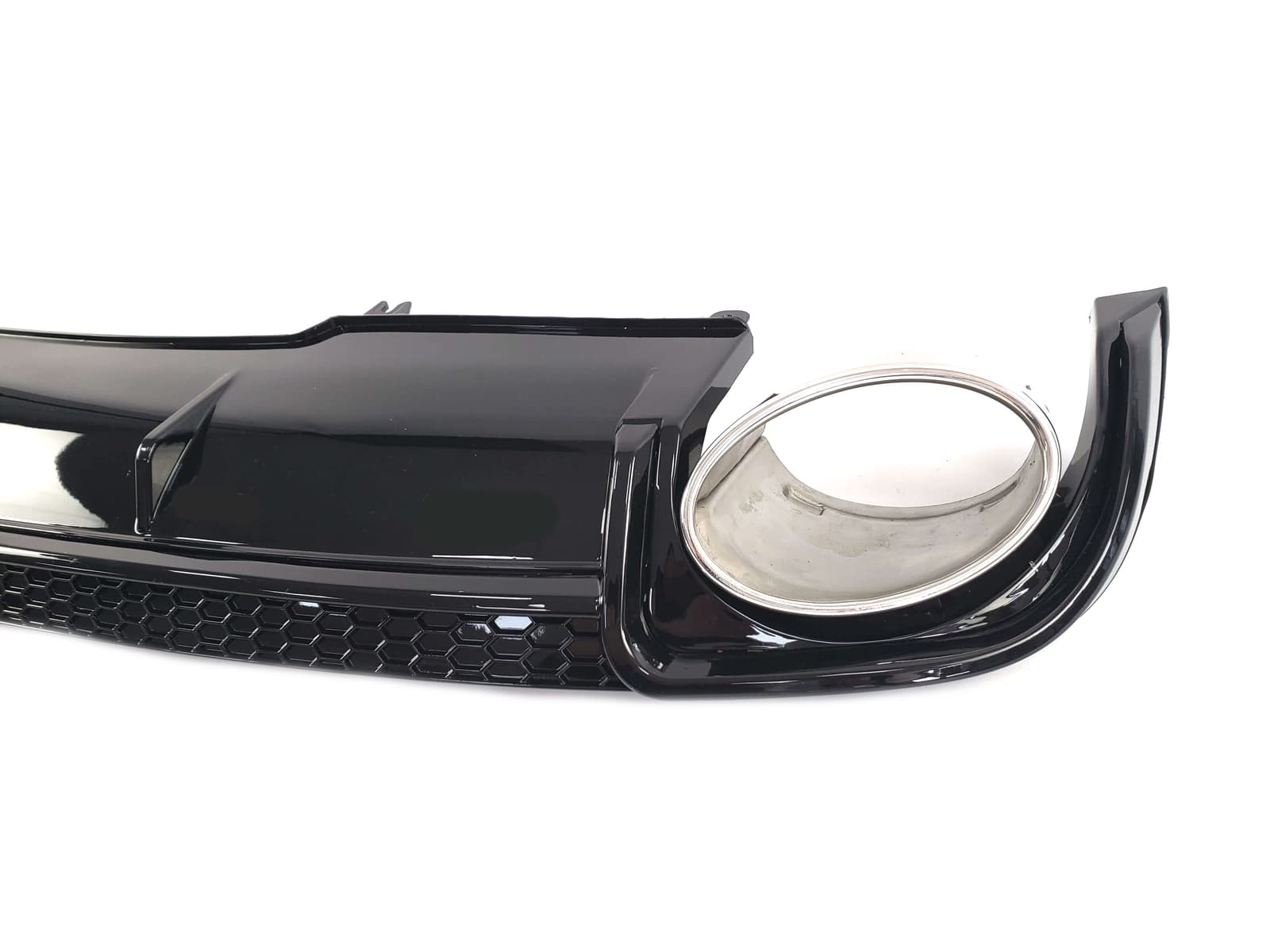 Дифузор (заднього бампера) Full Black / Chrome Pipe (в стилі RS4) на Audi A4 B9 2015-2019 року 5