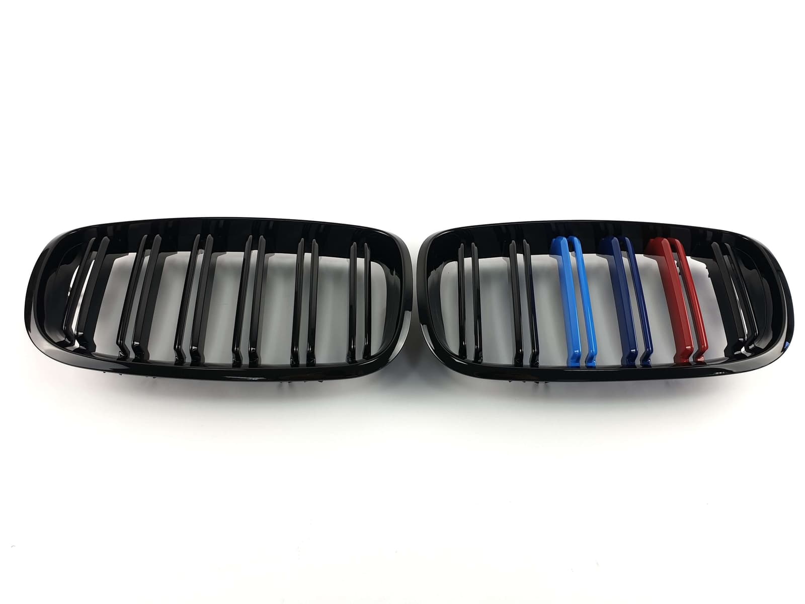 Ніздрі M-color (Подвійні M-Look) на BMW X5 E70 2010-2013 року 2