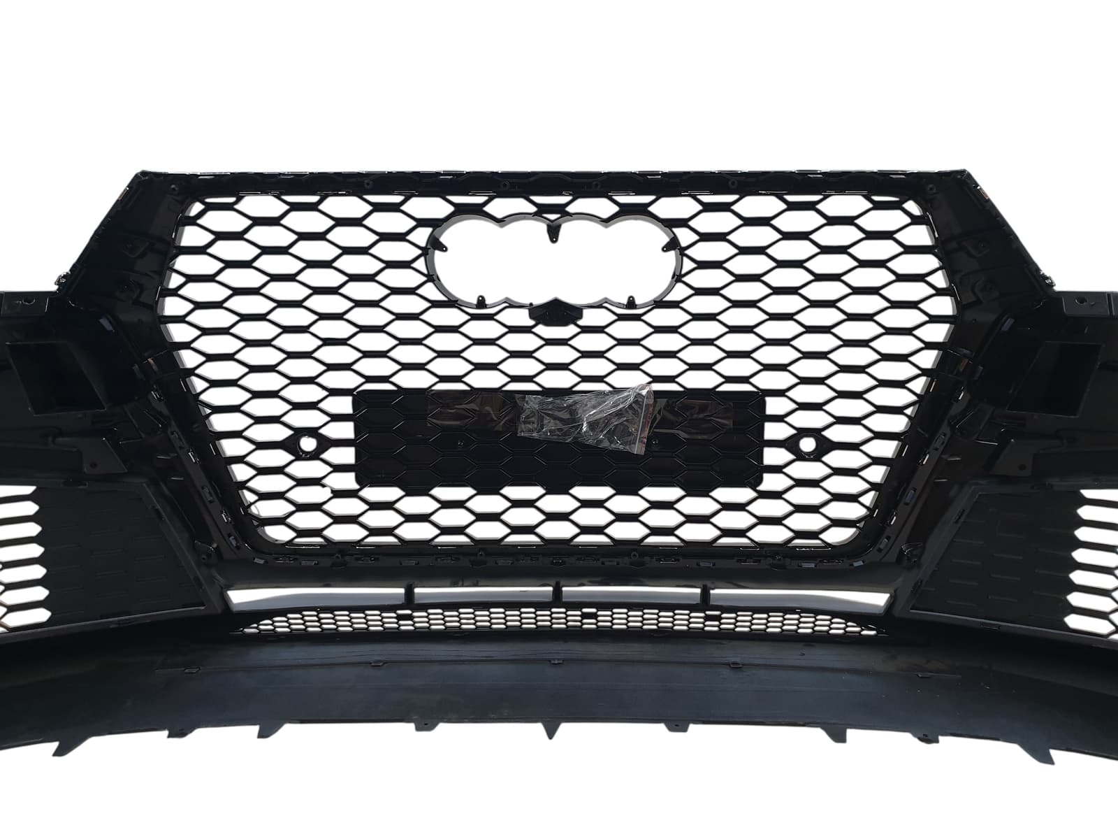 Передній бампер (RS Style) Chrome на Audi Q7 4M 2015-2020 року 5