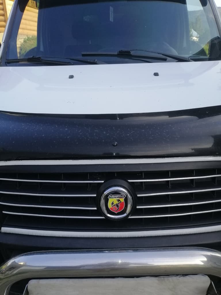 Значок (Abarth, самоклейка) 75 мм 4