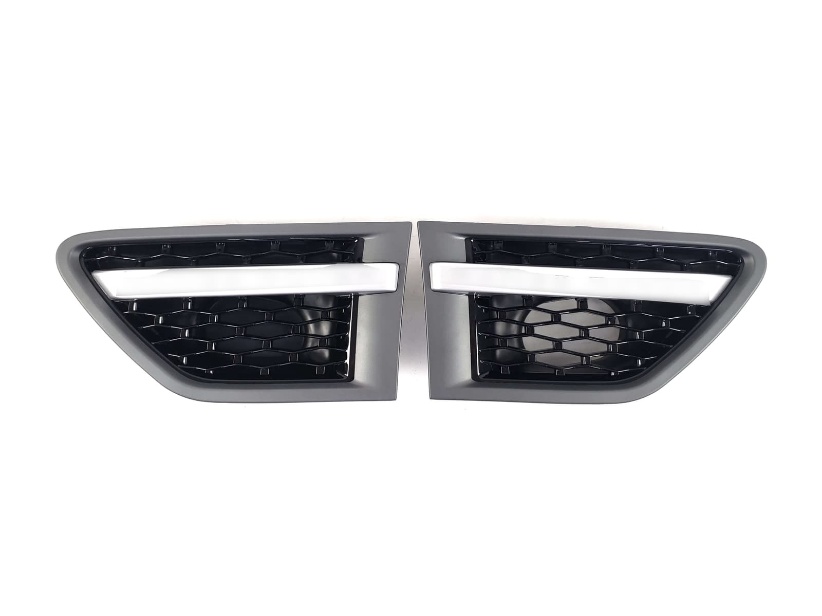 Жабра на Land Rover Range Rover Sport L320 2010-2013 року