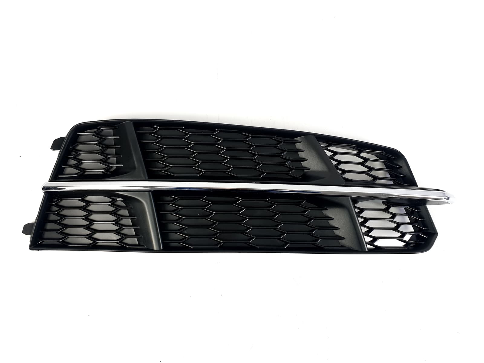 Решітки в бампер Chrome Black (в стилі S6) S-Line на Audi A6 C7 2014-2018 року 2