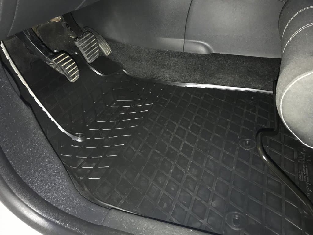 Гумові килимки (4 шт, Stingray Premium)
