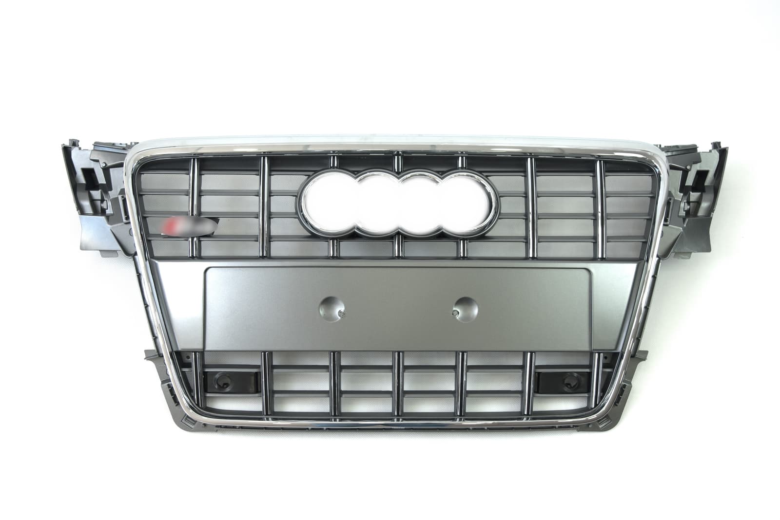 Решітка радіатора Silver Chrome (в стилі S4) на Audi A4 B8 2007-2011 року