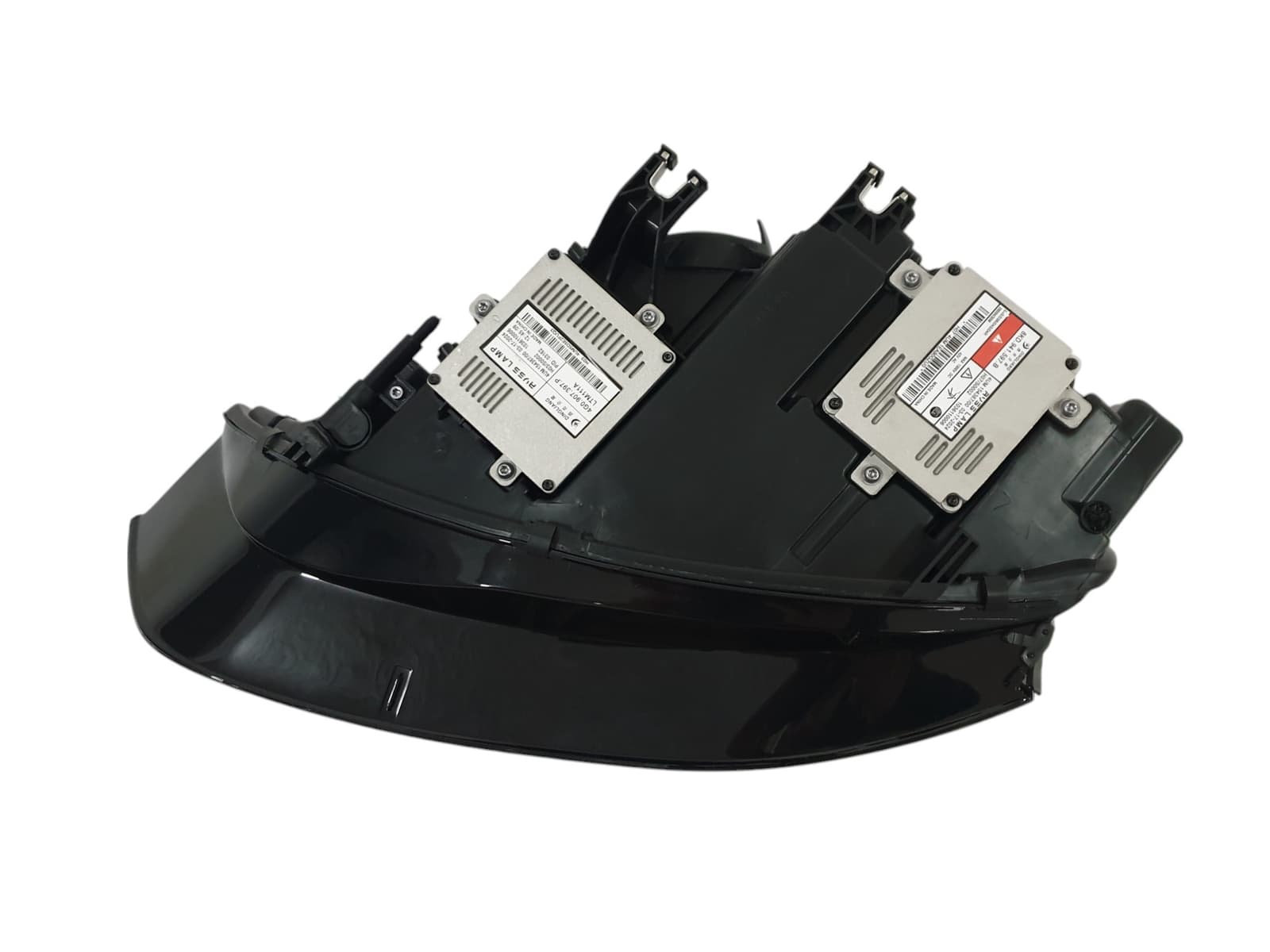 Передні фари (Bi-Xenon) заміна галогену на Audi A4 B8 2011-2015 року 5