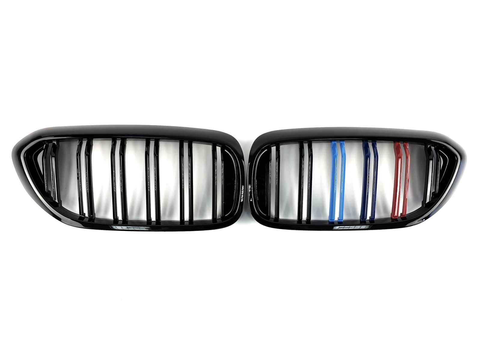 Ніздрі M-color (Подвійні M-Look) на BMW 5 Series G30 / G31 2017-2020 року