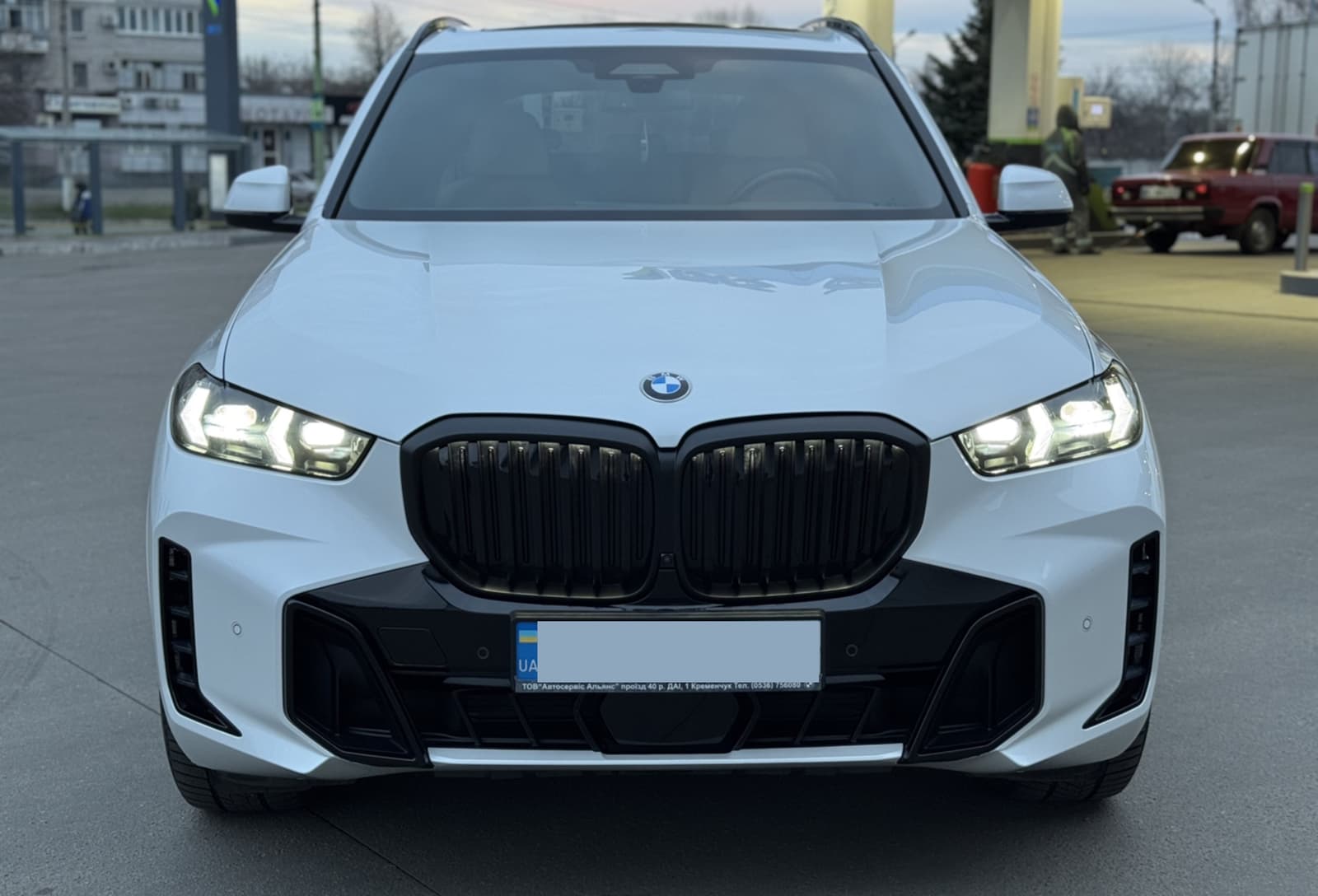Ніздрі Чорний глянець на BMW X5 G05 2023-2025 року 4