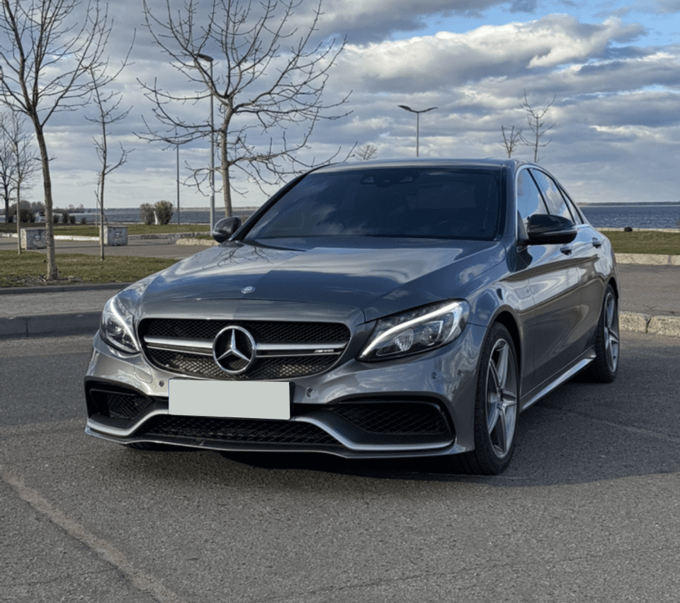Комплект обвісів з повним заднім бампером (AMG C63-designs 2014-2018)