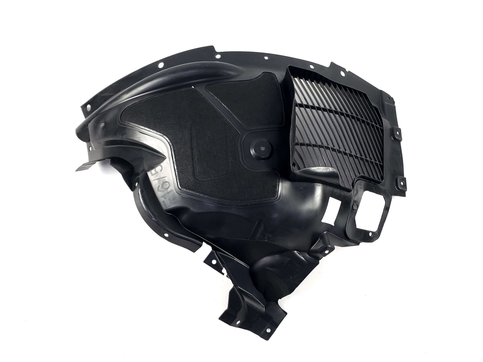 Підкрилки передній LH (передня частина) на BMW X6 F16 2014-2018 року