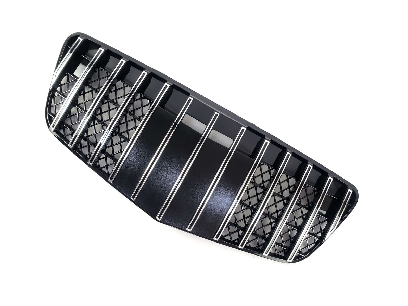 Решітка радіатора Chrome Black GT на Mercedes-Benz E-Class W211 2007-2009 року 3