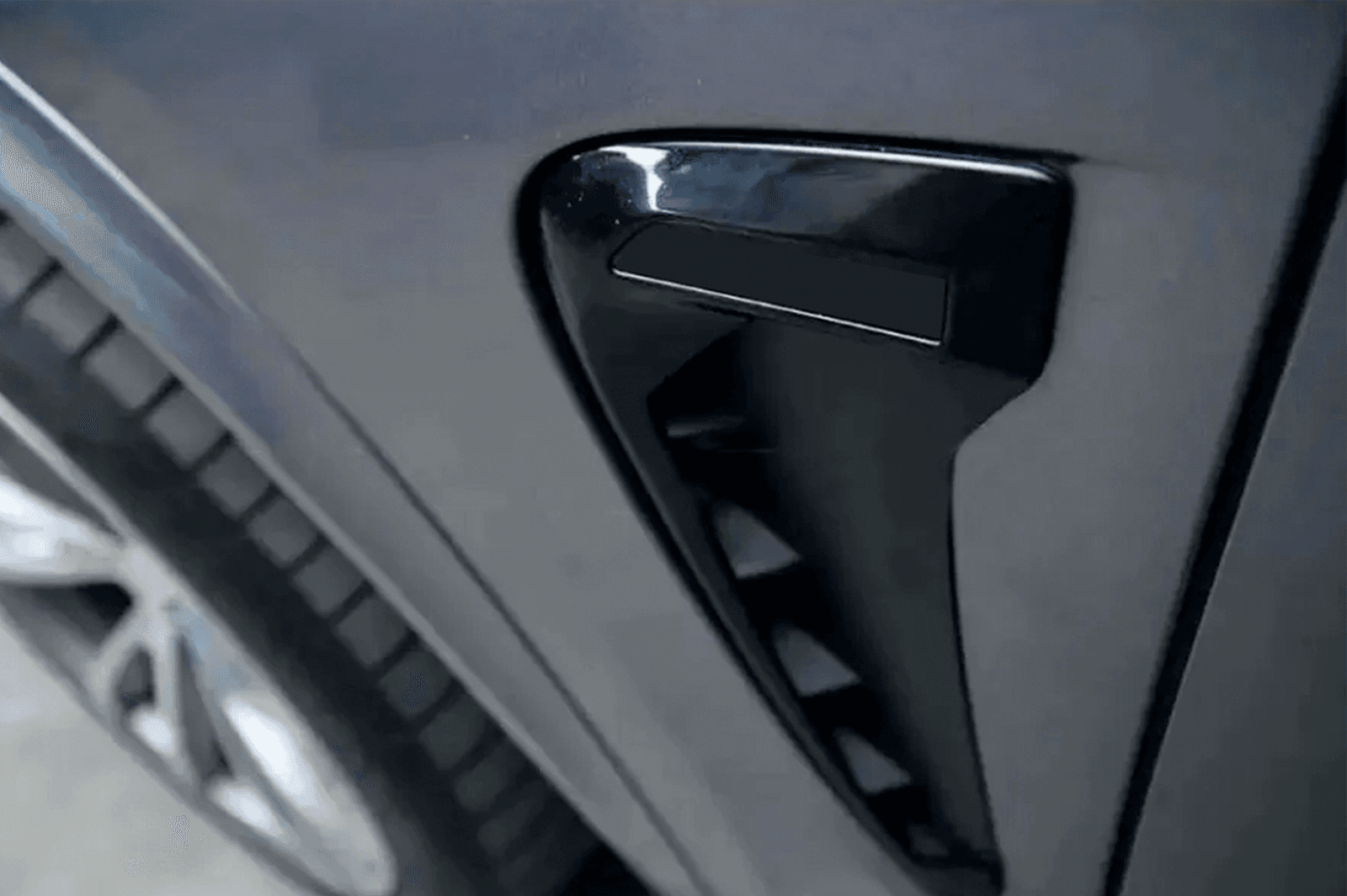 Зябра в стилі Black X5M F85