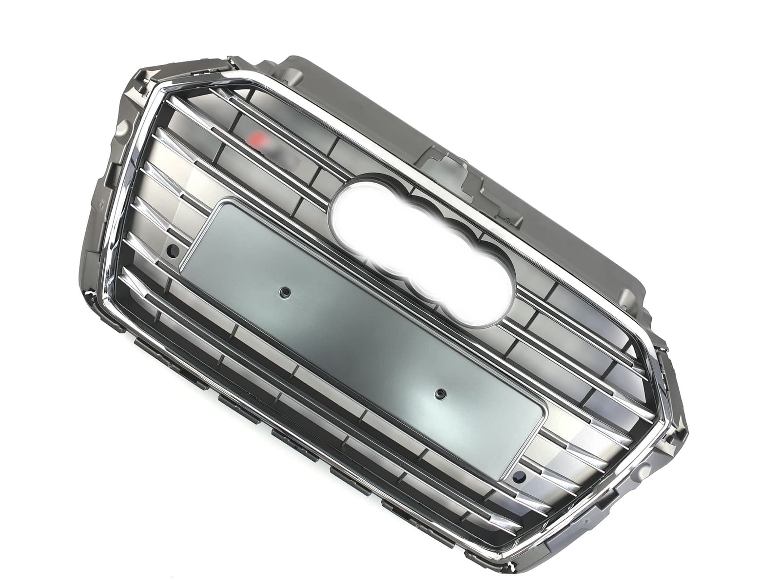 Решітка радіатора Silver Chrome (в стилі S3) на Audi A3 8V 2016-2020 року 3