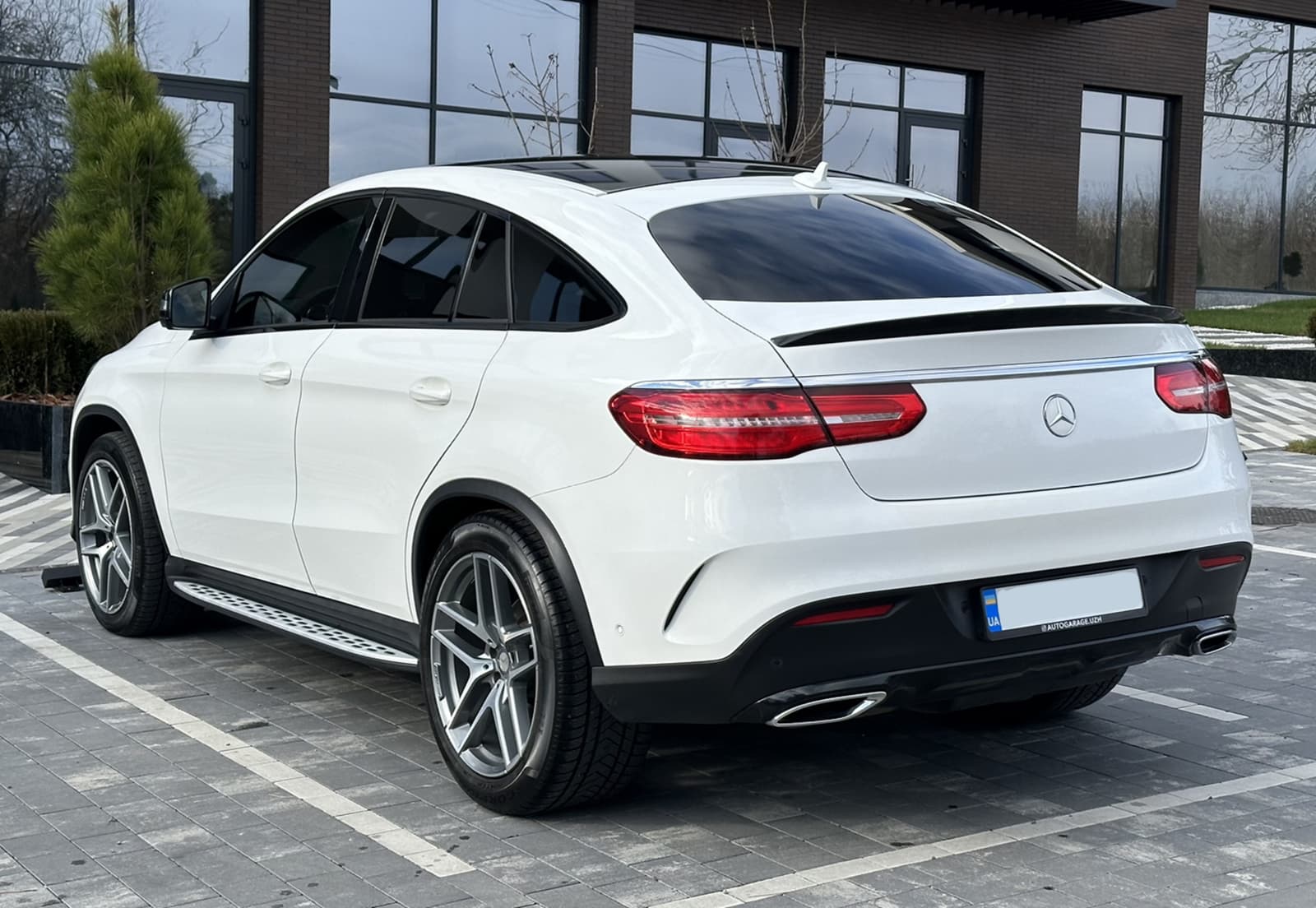 Спойлер Чорний глянець на Mercedes-Benz GLE-Class Coupe C292 2015-2019 року 4