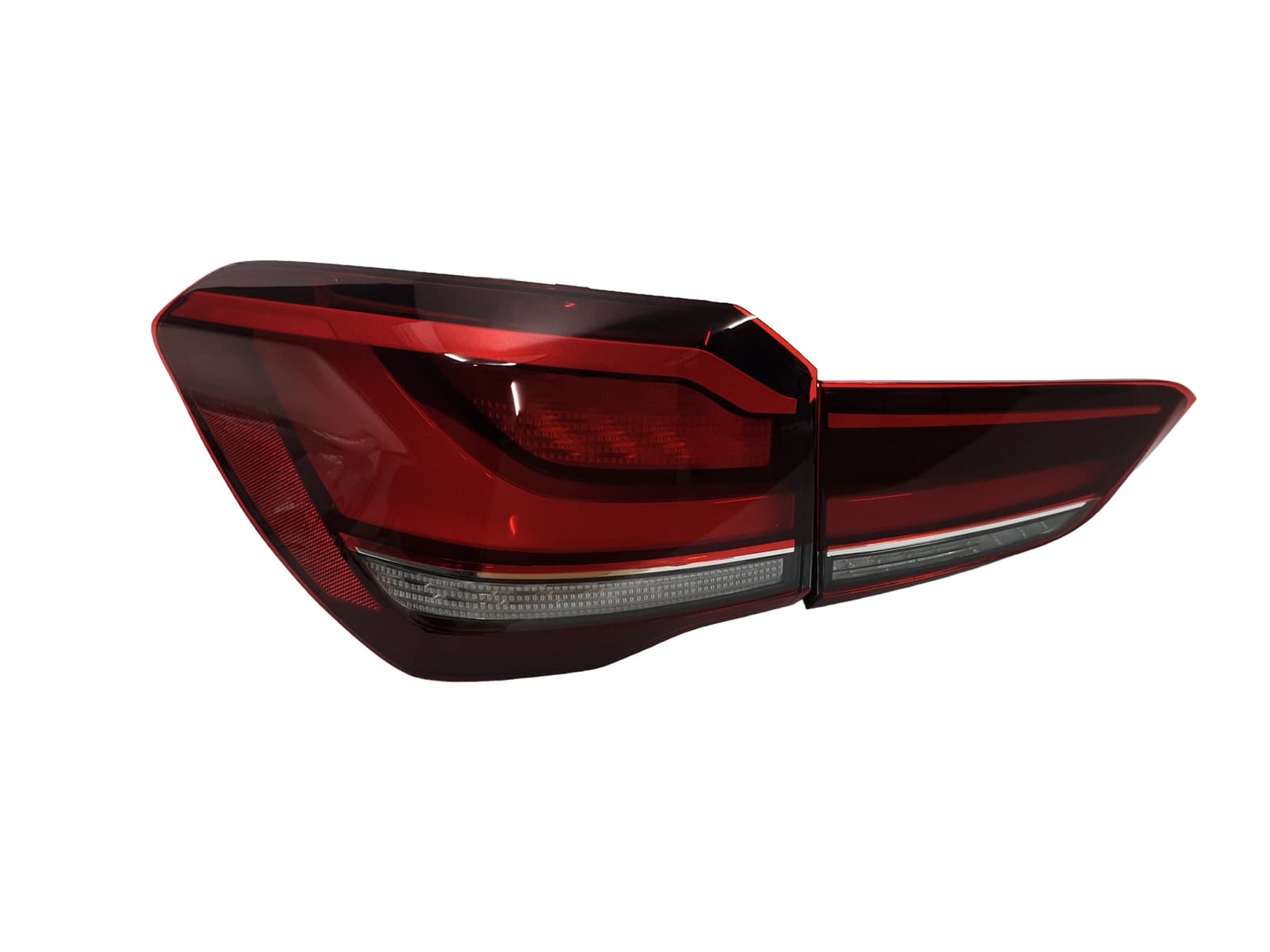 Задні ліхтарі (апгрейд в LCI) на BMW X1 F48 2015-2019 року 2