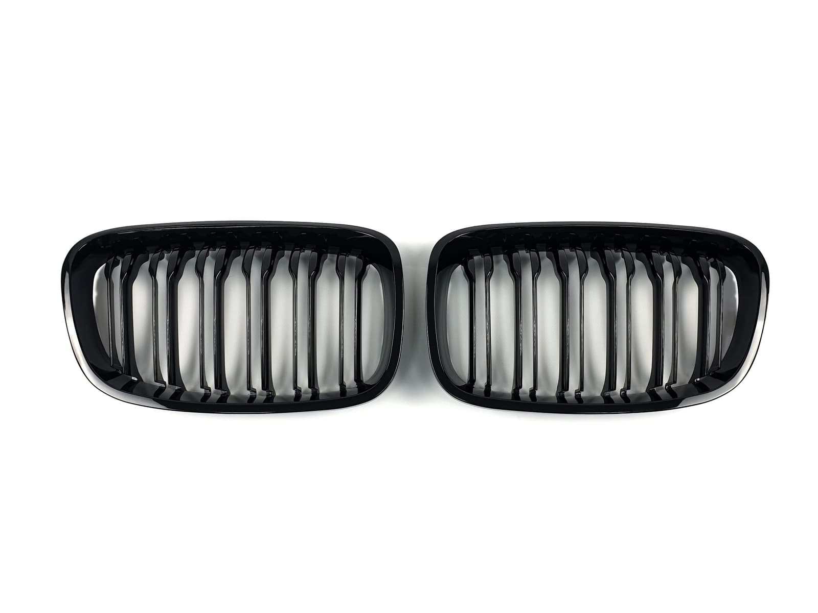 Ніздрі Чорний глянець (Подвійні M-Look) на BMW 1 Series F20 / F21 2011-2015 року