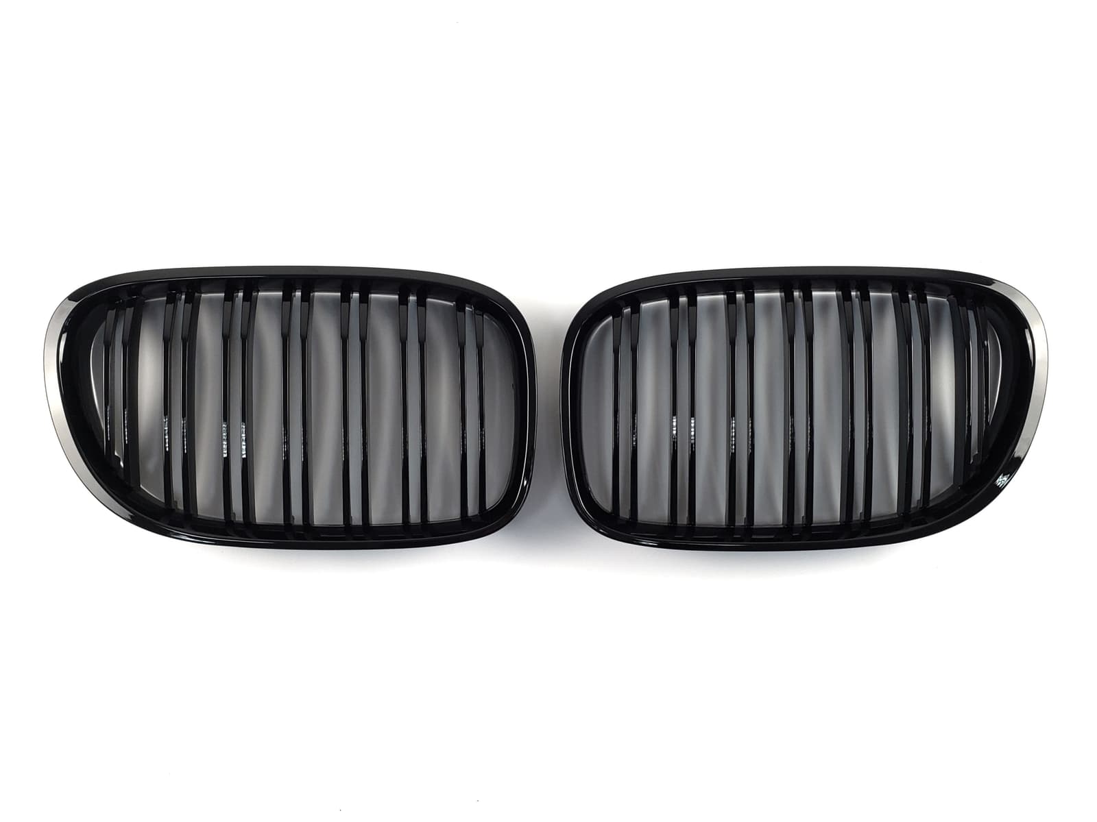 Ніздрі Чорний глянець (Подвійні M-Look) на BMW 7 Series F01 / F02 2008-2015 року