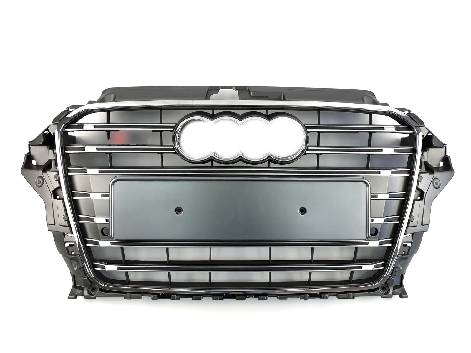 Решітка радіатора Silver Chrome (в стилі S3) на Audi A3 8V 2012-2016 року