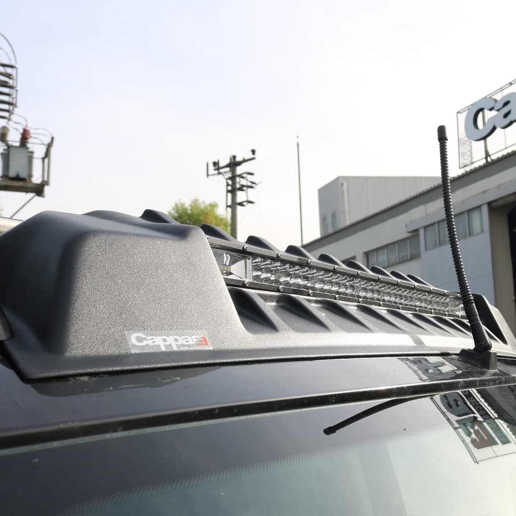 Козирок вітрового скла V3 (LED) 4