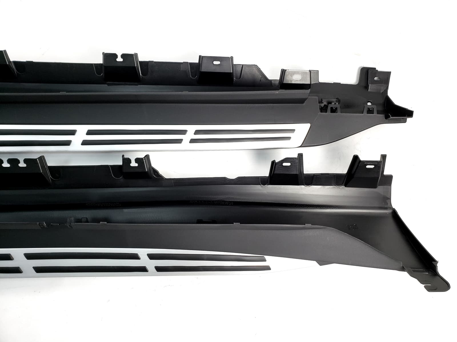 Підніжки OEM на BMW X6 G06 2019-2022 року 3