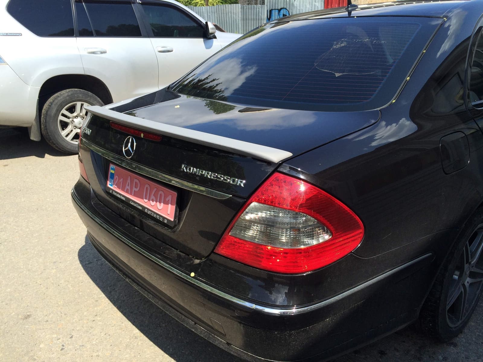 Спойлер ліп багажника Mercedes-Benz E class W211 2003-2009 ABS пластик під фарбування