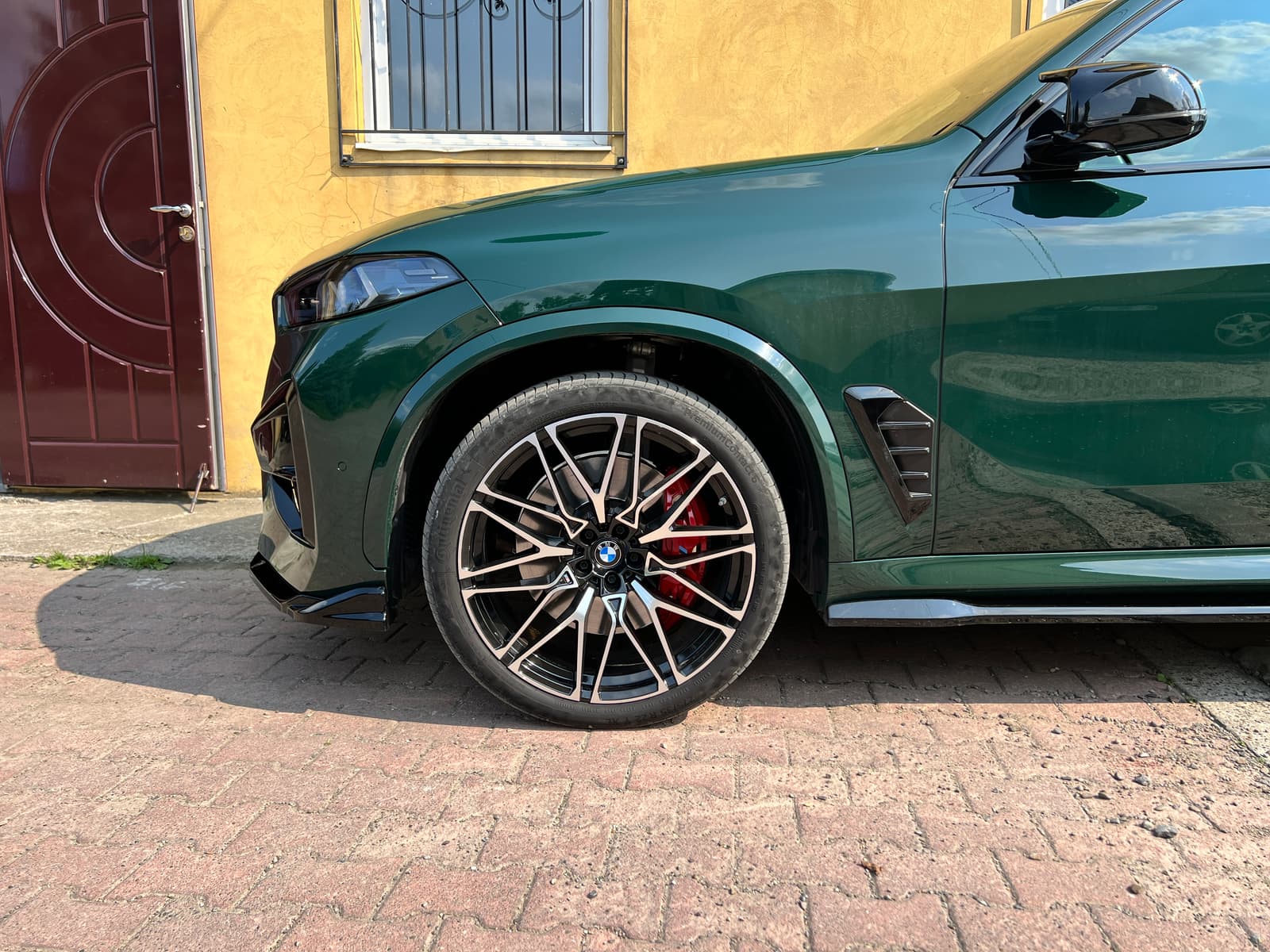 R22 Chrome Black (різноширокі) Диски на BMW X5 G05 2018-2022 року 5