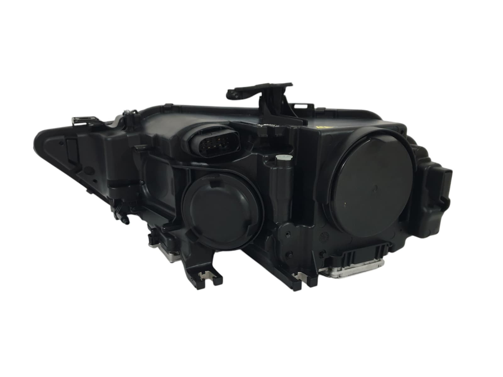 Передні фари (Bi-Xenon) заміна галогену на Audi A4 B8 2011-2015 року 4