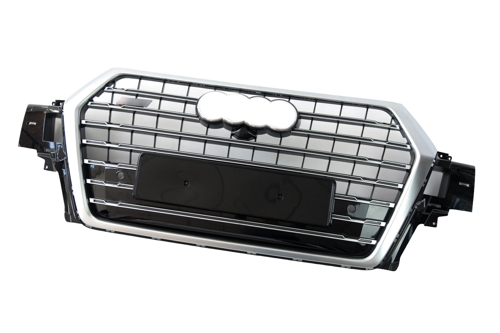 Решітка радіатора Silver black (в стилі SQ7) на Audi Q7 4M 2015-2020 року 2