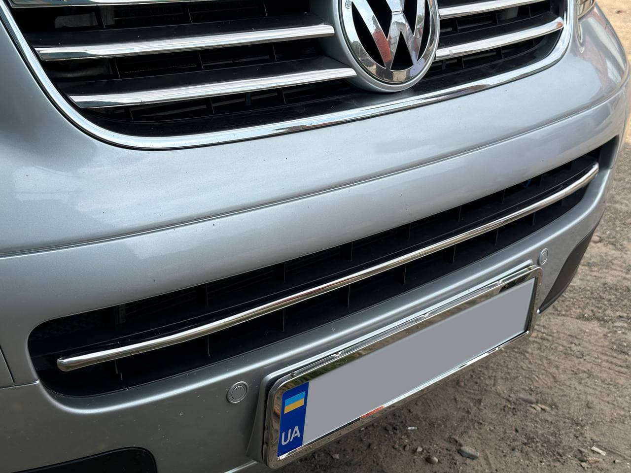 Накладка на нижню решітку (нерж) Carmos - Турецька сталь