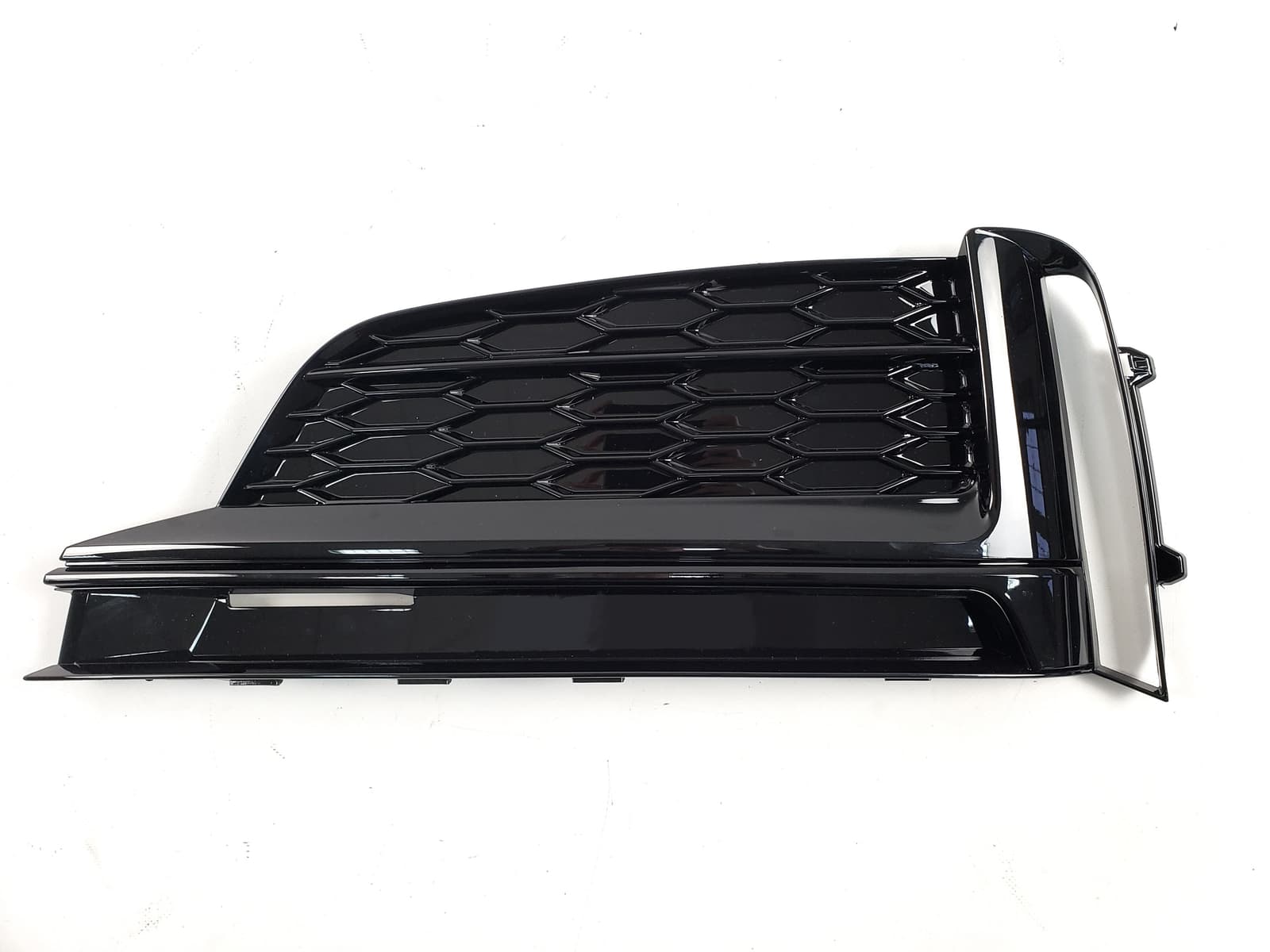 Решітки в бампер Full Black (стиль S5) S-Line на Audi A5 B9 2016-2020 року 3