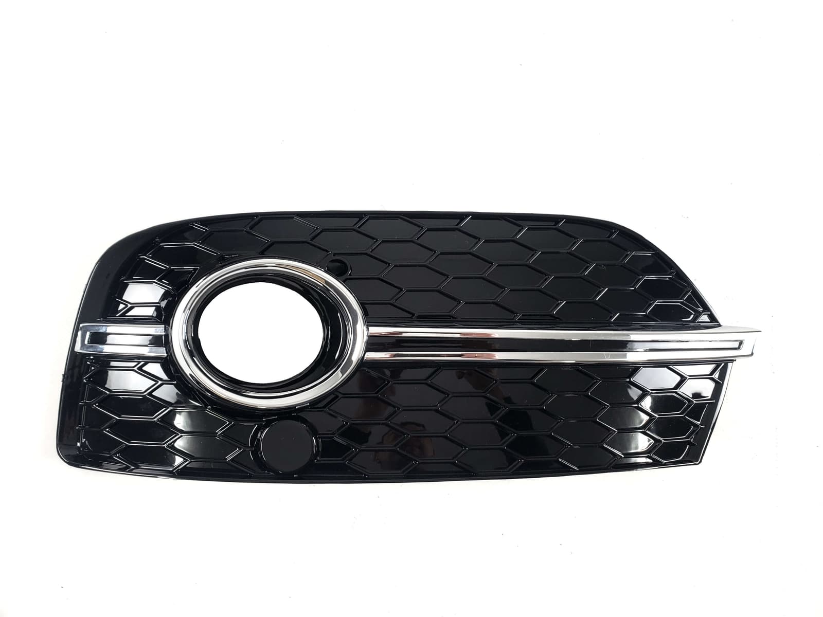 Решітки в бампер Chrome Black (стиль RSQ3 під туманки) на Audi Q3 8U 2011-2014 року 2