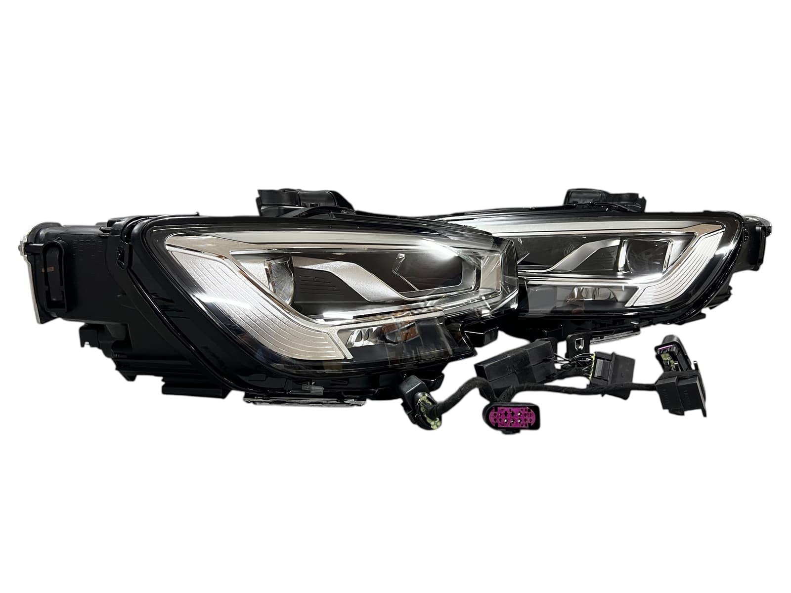 Передні фари Full Led (заміна на рестайлінг) на Audi A3 8V 2012-2016 року 2