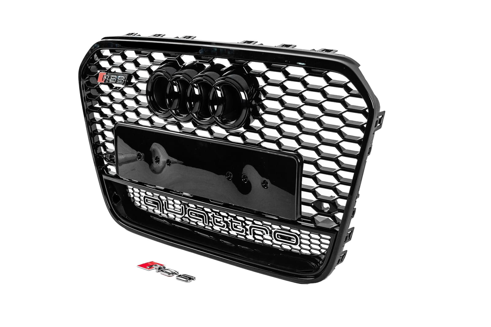 Передня чорна решітка RS-style з написом Quattro (2011-2014) 2