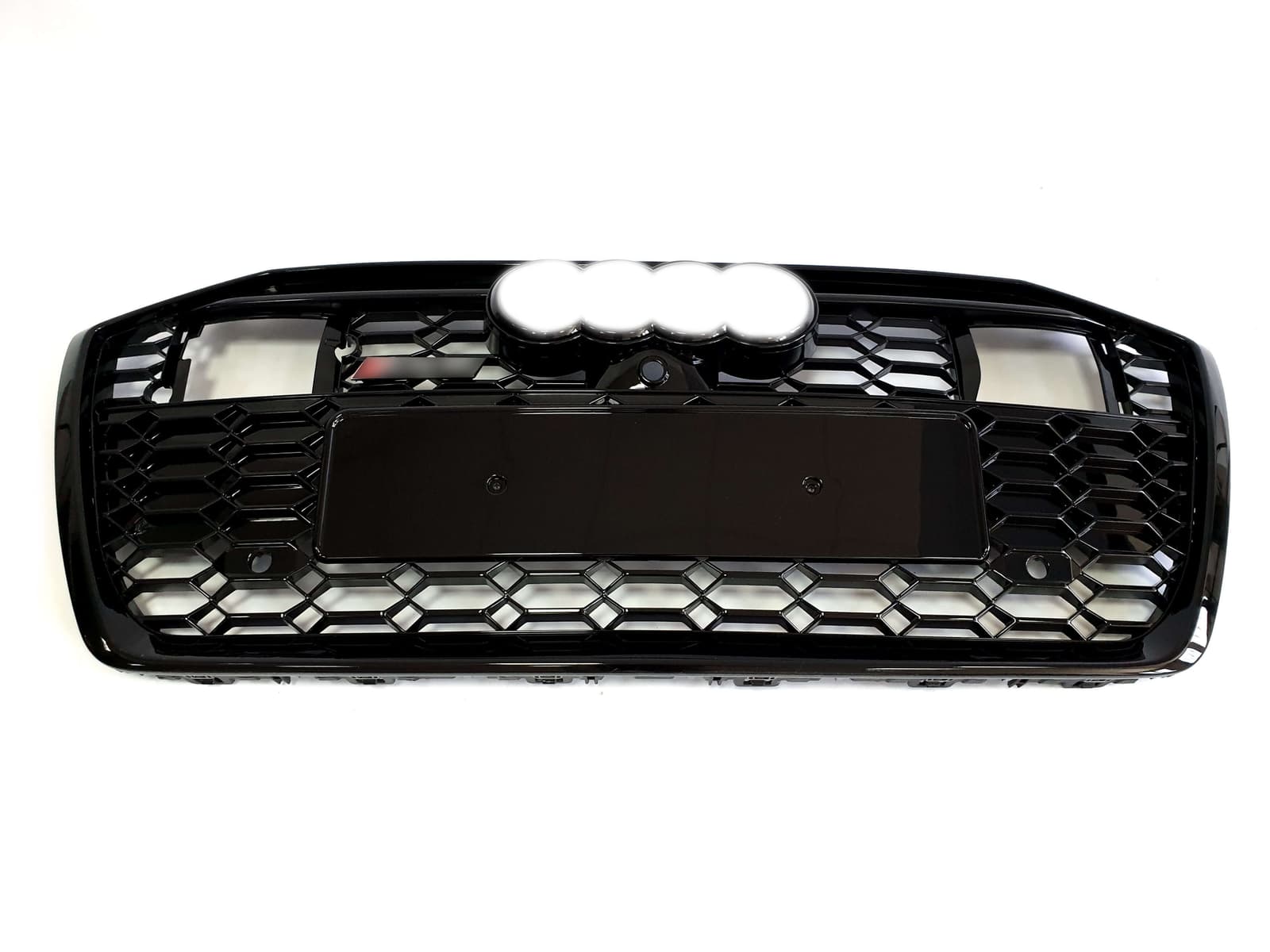 Решітка радіатора Full Black (в стилі RS6 під камеру та радари) на Audi A6 C8 2018-2023 року 2