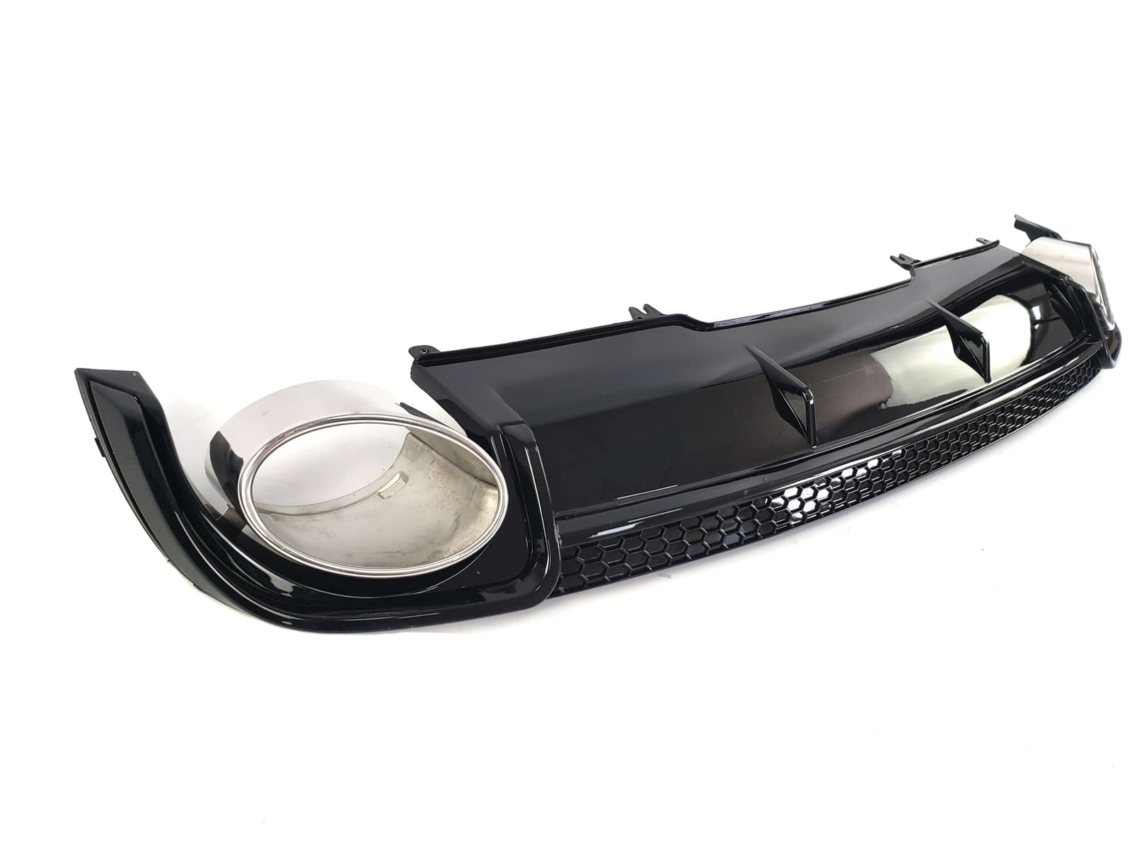 Дифузор (заднього бампера) Full Black / Chrome Pipe (в стилі RS4) на Audi A4 B9 2015-2019 року 6