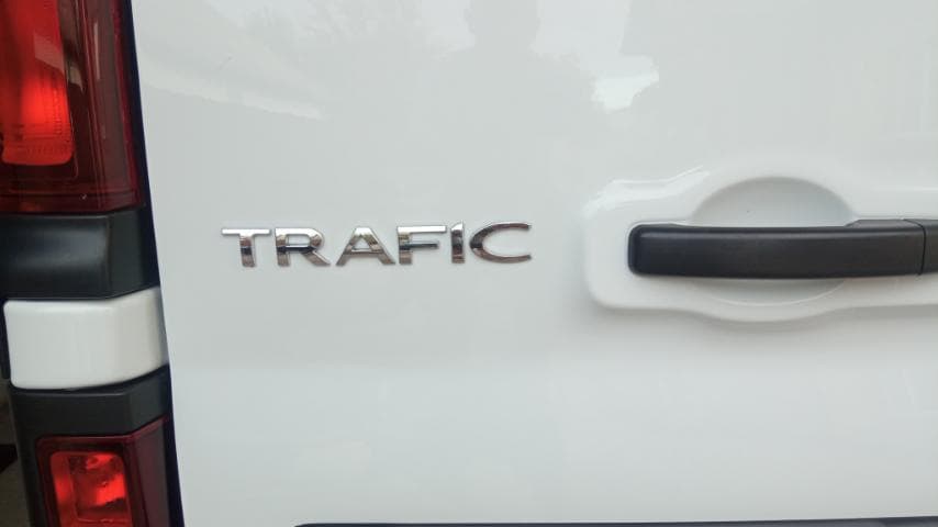 Напис Trafic 908900184R (247мм на 31мм)