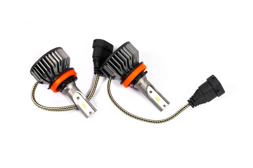 Комплект LED ламп H8/H9/H11 Niken Pro-series 4