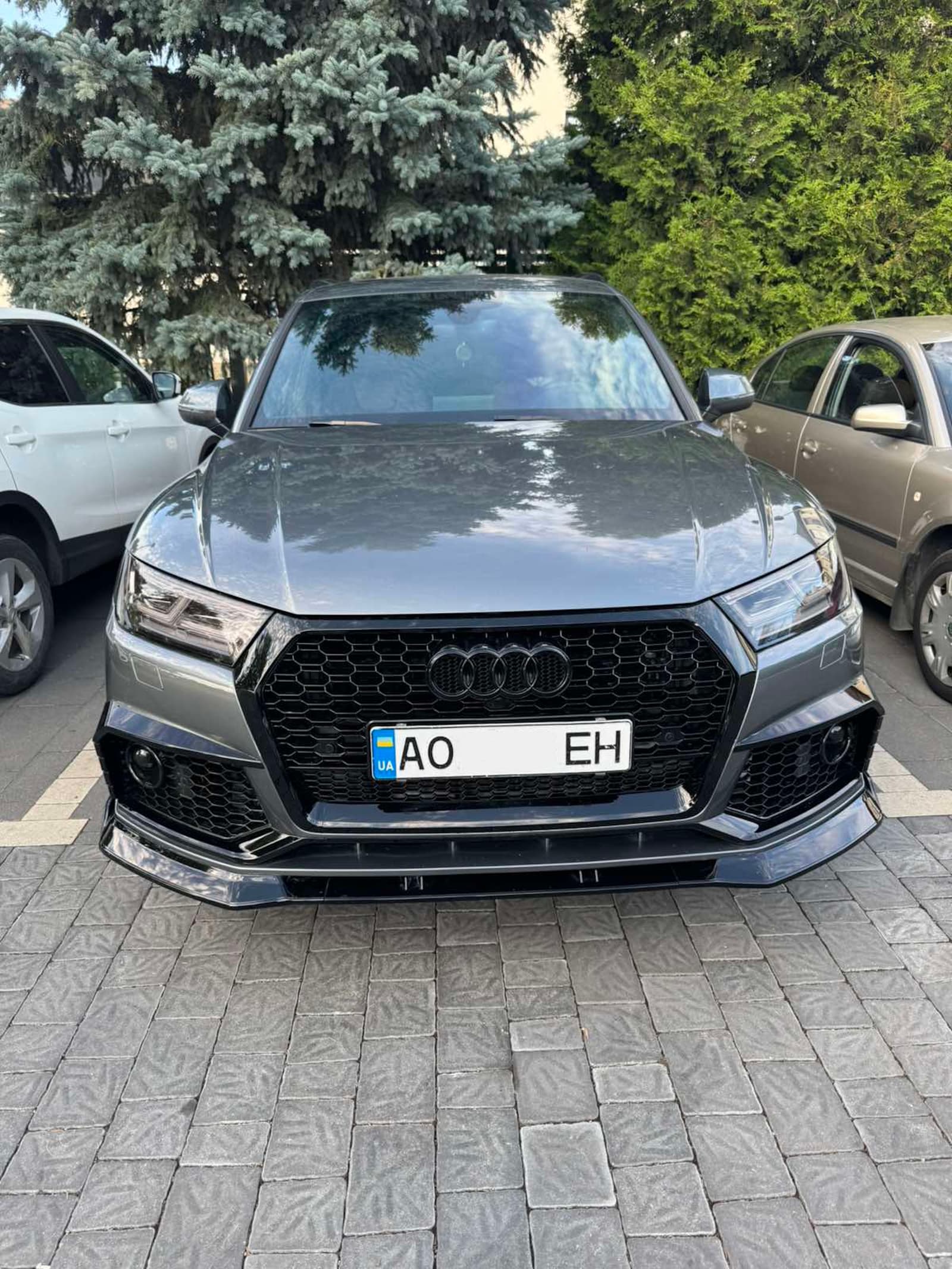 Передній бампер (в стилі RS) на Audi Q5 80A 2016-2020 року 5