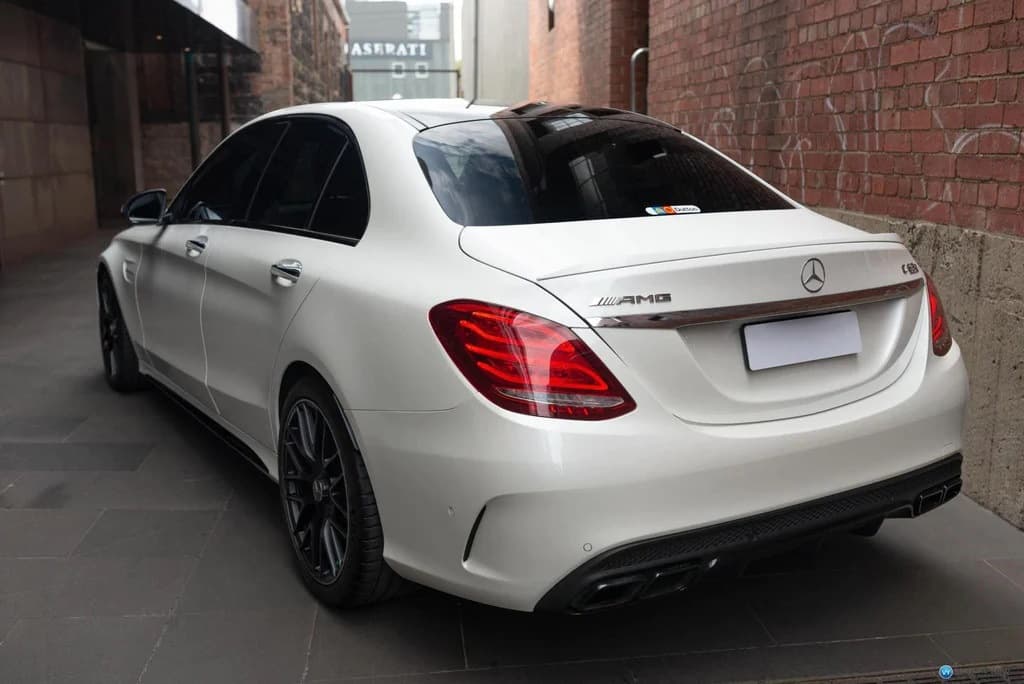 Задній дифузор з насадками (дизайн C63 2014-2018)