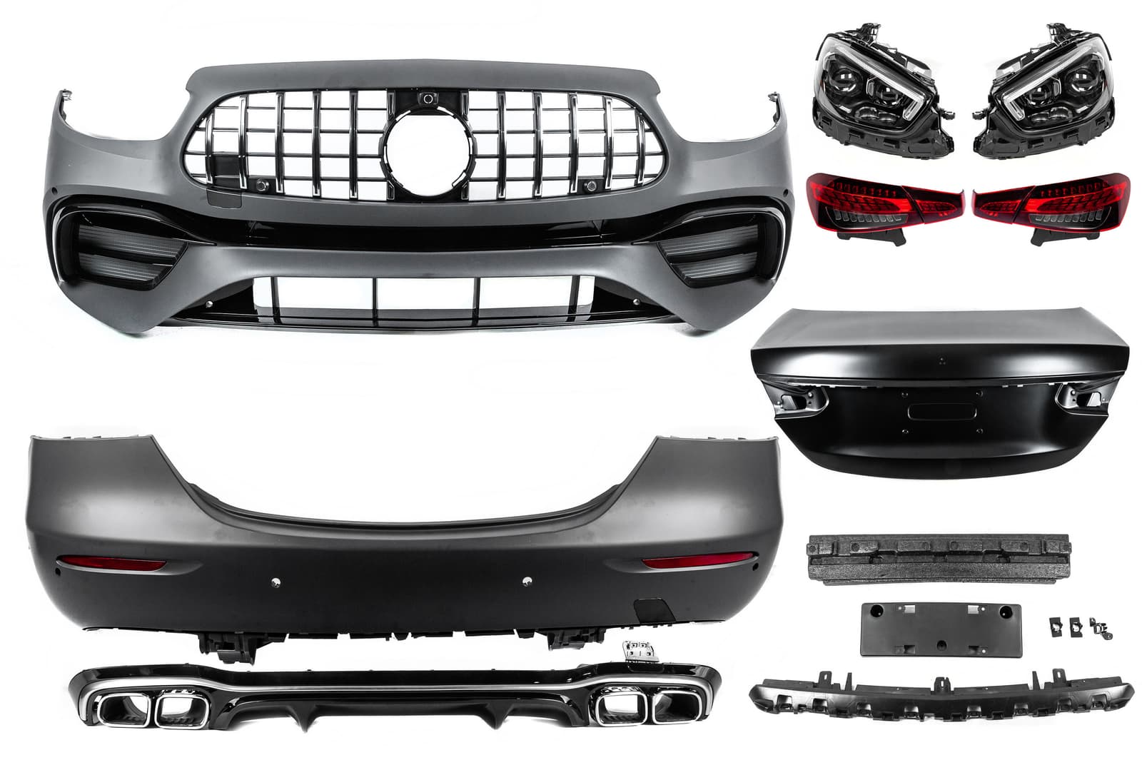 Комплект рестайлінгу в AMG E63 2024 року 2