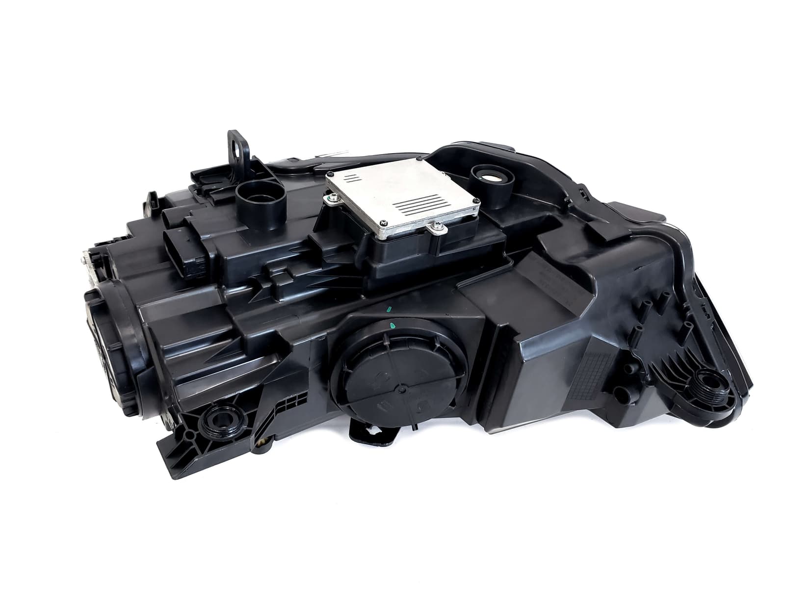 Передні фари (Bi-Xenon Європа комплектні) на Audi A3 8V 2016-2020 року 5