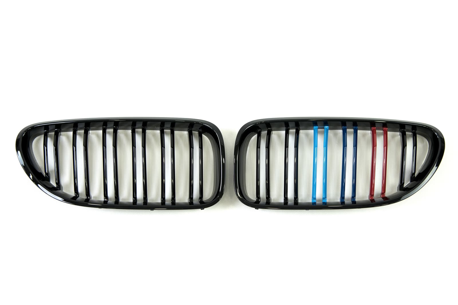 Ніздрі M-color (Подвійні M-Look) на BMW 6 Series F06 / F12 / F13 2012-2017 року