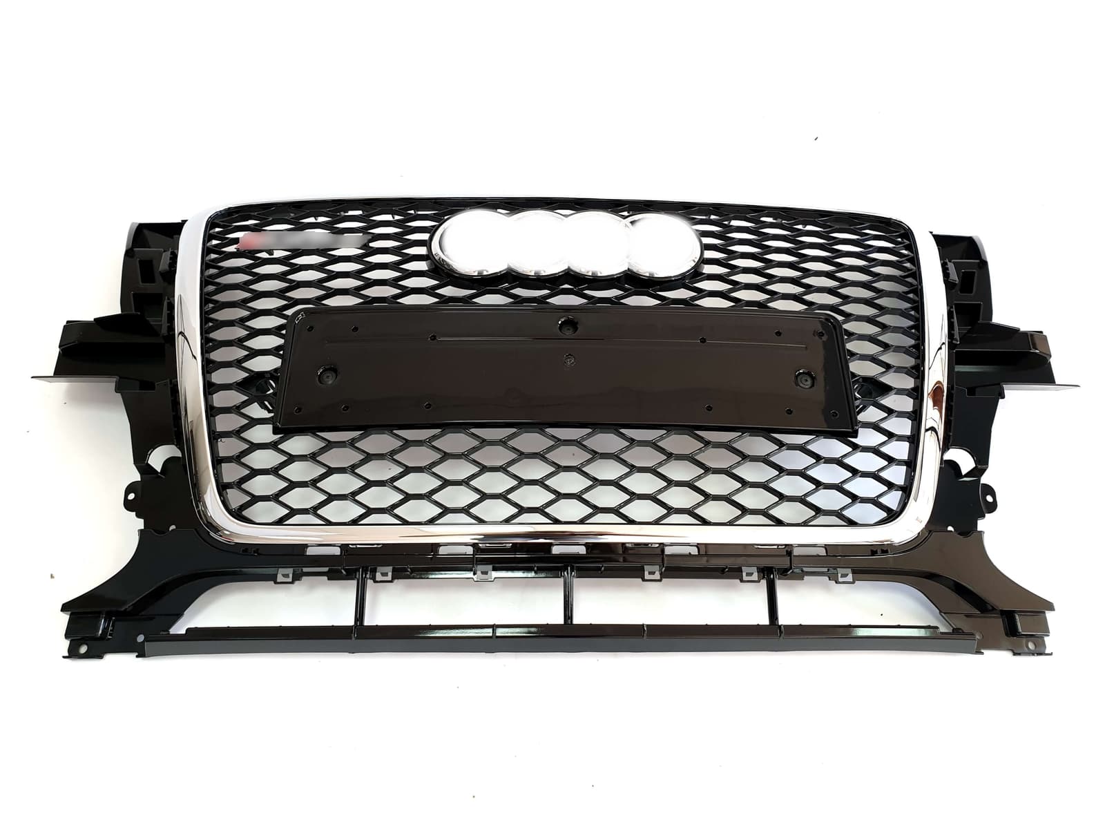 Решітка радіатора Chrome Black (в стилі RSQ5) на Audi Q5 8R 2008-2012 року 2